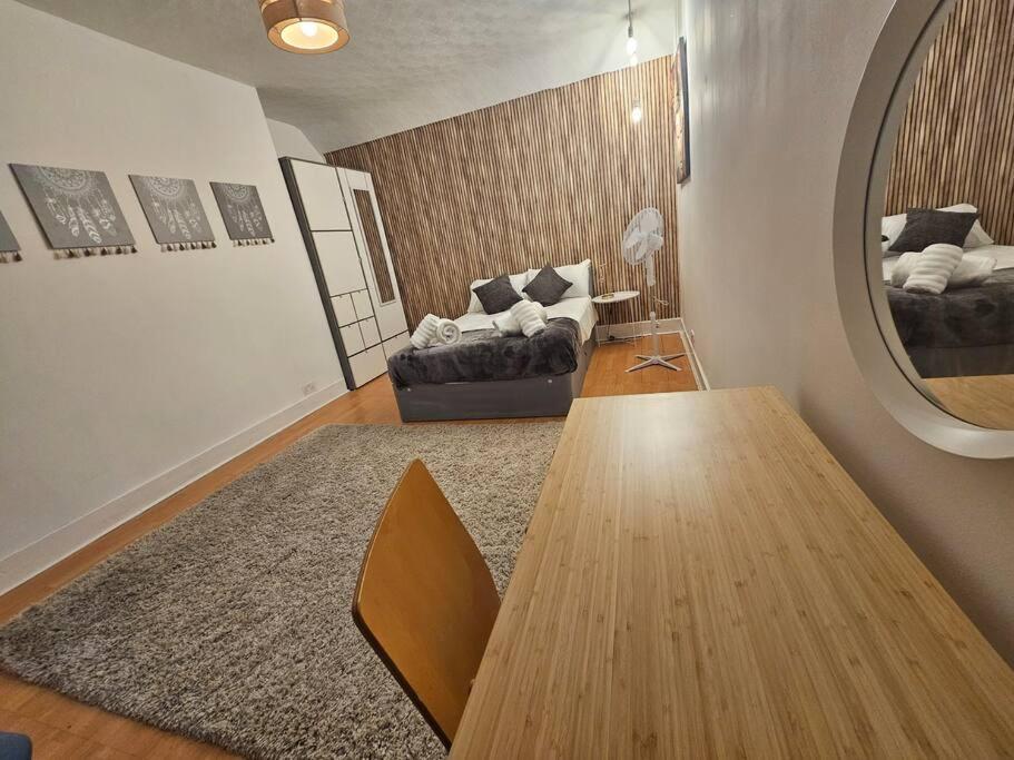 Stylish 2 Bed Apt - Harry Potter/ Leavesden Studios/Watford/Hemel Hempstead - Families/Professionals & Contractors Welcome - Serviced Accomodation Sarratt Dış mekan fotoğraf