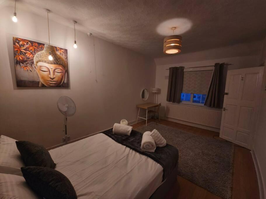 Stylish 2 Bed Apt - Harry Potter/ Leavesden Studios/Watford/Hemel Hempstead - Families/Professionals & Contractors Welcome - Serviced Accomodation Sarratt Dış mekan fotoğraf